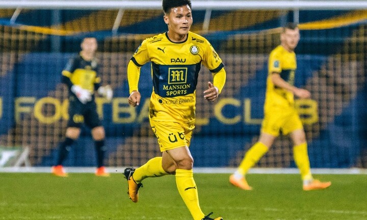 Pau FC và Quang Hải làm điều đặc biệt cho CĐV Việt Nam