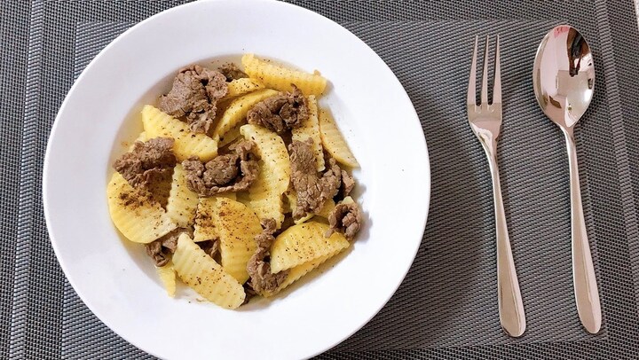 Khoai tây vốn bổ dưỡng, đem xào kiểu này lai cực tốn cơm