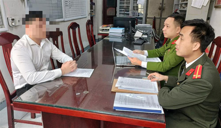 Xử phạt 2 người chuyển cuộc gọi đòi nợ đến đường dây nóng của Bộ Công an