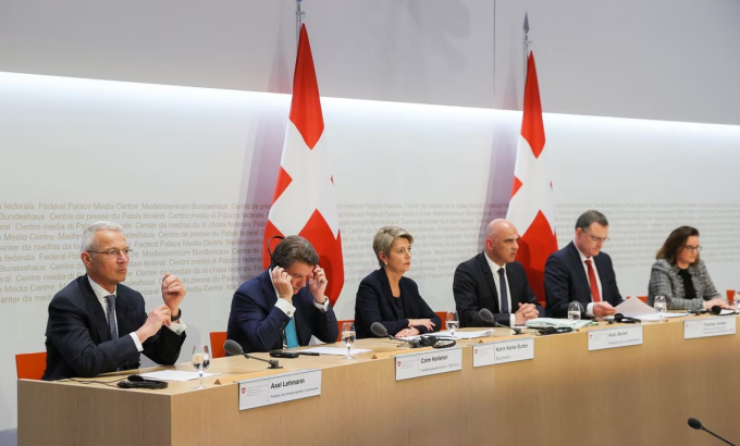 Ngân hàng lớn nhất Thụy Sĩ đồng ý mua lại Credit Suisse