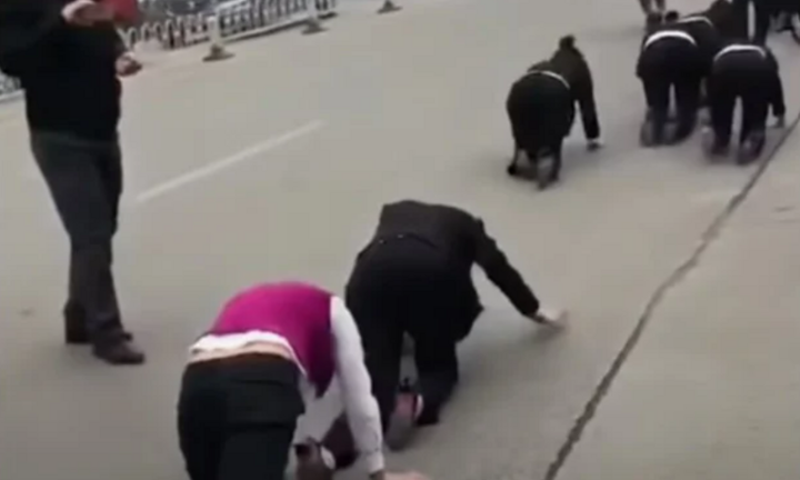 Chiến lược thúc đẩy động lực làm việc gây tranh cãi tại một công ty ở Trung Quốc