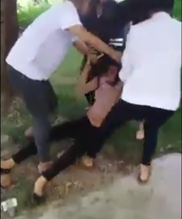 Bắc Giang: Điều tra vụ nữ sinh bị đánh đập, lột áo quay clip tung lên mạng xã hội 
