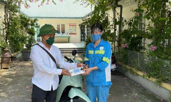 Vụ nữ lao công bị cướp xe ở Hà Nội: Được tặng 4 xe máy trong ngày, người phụ nữ có hành động ngỡ ngàng