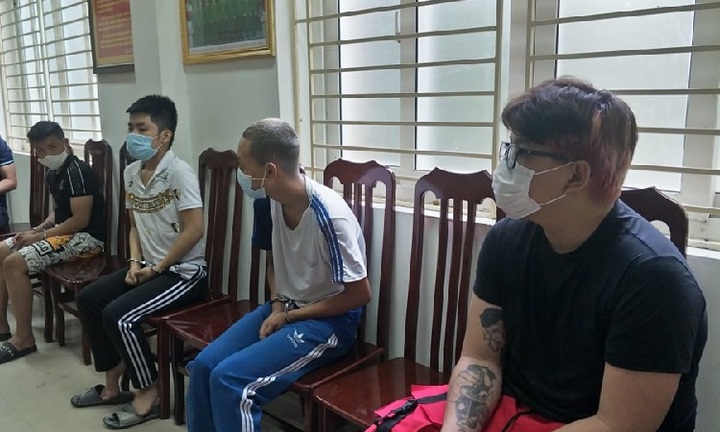 Tiếp tục bắt thêm các đối tượng liên quan đến vụ cướp xe máy của nữ công nhân vệ sinh môi trường 
