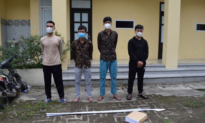 Hưng Yên: Bắt nhóm đối tượng dùng dao 