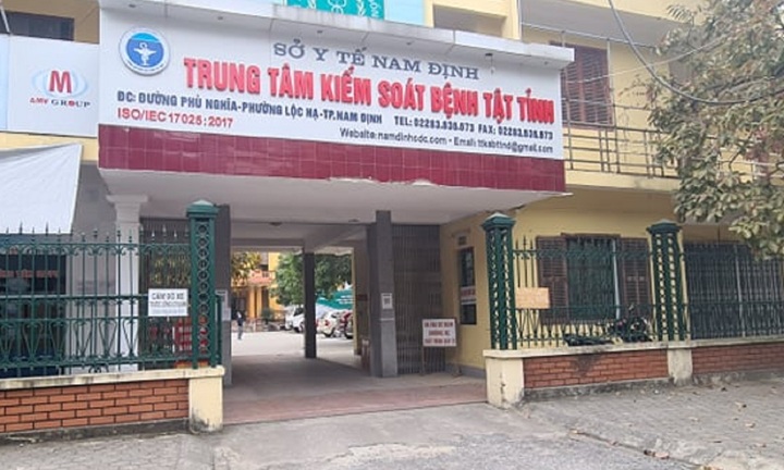 Bắt giám đốc CDC Nam Định và 4 thuộc cấp vì liên quan vụ Việt Á