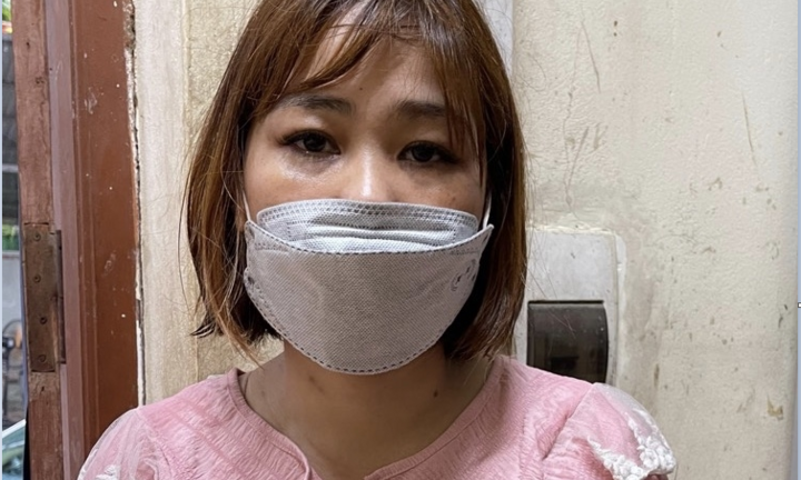 Bắt khẩn cấp chủ quán cà phê môi giới mại dâm