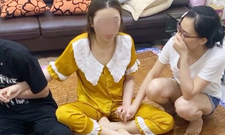 Tạm giữ bảo mẫu nghi bạo hành bé gái 1 tháng tuổi ở Hà Nội