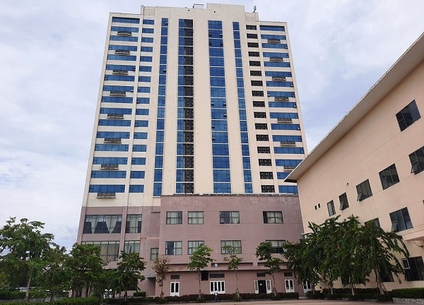 Trưởng phòng điện lực ở Quảng Nam rơi từ tầng 17 khách sạn Mường Thanh