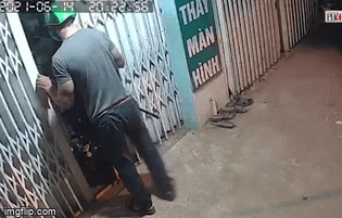 Video: Tên trộm có thân hình 