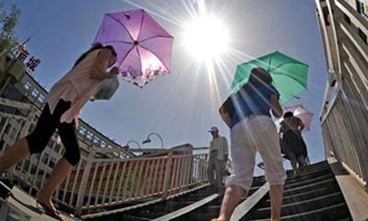 Miền Bắc đón đợt nắng nóng gay gắt mới