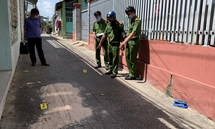 Vụ người đàn ông bị chém chết trước quán nhậu ở Phan Thiết: Nhân chứng nói gì?
