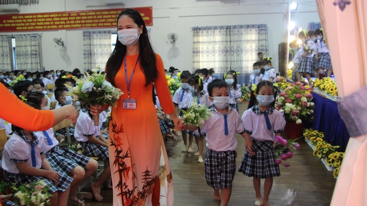 Học sinh Sơn La đi học trở lại từ ngày 16/8