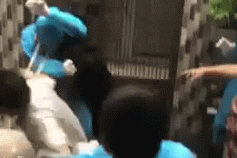 Vụ clip 2 nhân viên y tế và người dân