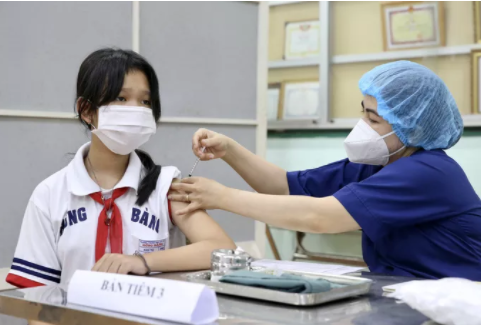 TP.HCM ngày đầu triển khai tiêm vắc xin ngừa COVID-19 cho trẻ dưới 12 tuổi