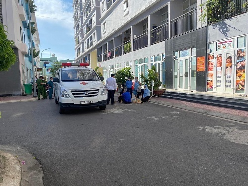 Vụ người phụ nữ nhảy từ tầng 15 chung cư xuống đất tử vong: Nhân chứng tiết lộ bất ngờ