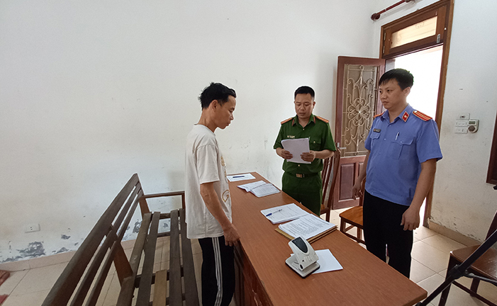 Vụ bé gái khuyết tật 10 tuổi bị hiếp dâm: 