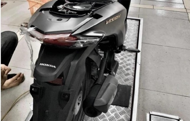 4 nam sinh mang theo hung khí đi cướp xe máy ở Hà Nội