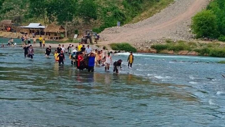 Ông bố đơn thân chết đuối ở suối Tà Đủ, để lại con gái học lớp 7 bơ vơ