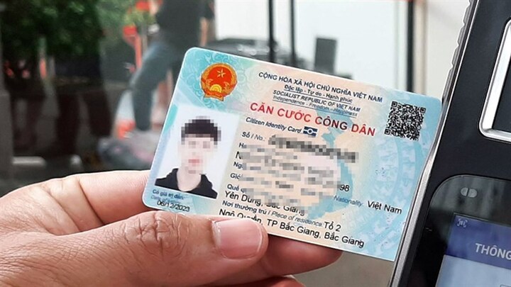 CCCD gắn chíp bị sai thông tin, người dân cần làm gì?