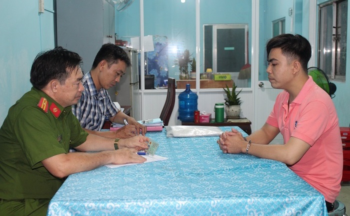 Vụ 2 cô gái 18 tuổi bị hiếp dâm ở TP.HCM: 