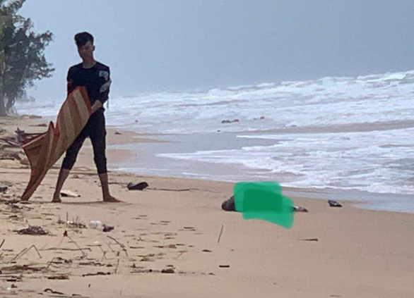 Thi thể đôi nam nữ trôi dạt vào bờ biển Phú Quốc