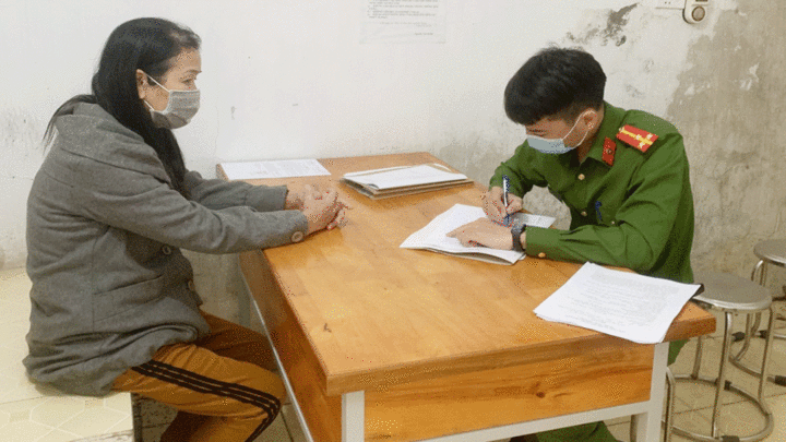 Vụ 2 nữ tiếp viên bán dâm giá 