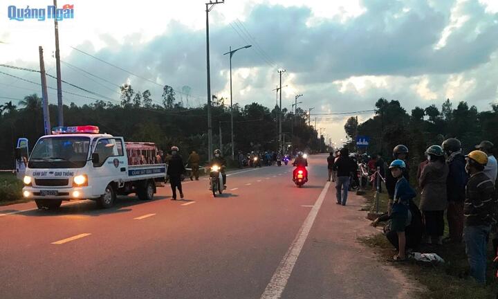 Hé lộ danh tính thi thể dưới ruộng hoang ở Quảng Ngãi