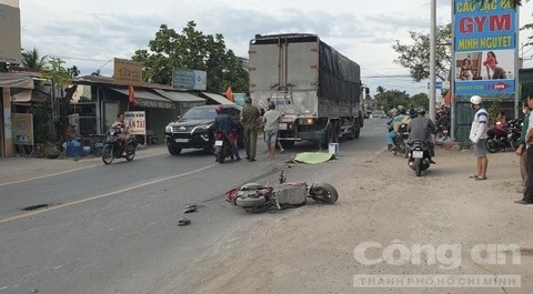 Trên đường đi thi về, 3 nữ sinh gặp tai nạn thương vong