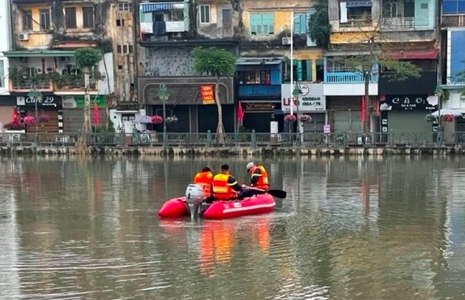 Vụ đôi nam nữ nhảy sông tự tử mùng 2 Tết ở Hải Phòng: Tìm thấy thi thể