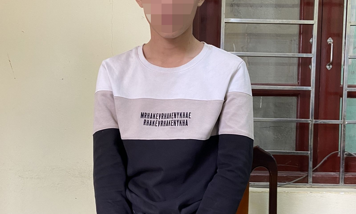 Vụ nữ sinh lớp 7 tự sinh con trong nhà tắm ở Bắc Giang: Bắt đối tượng