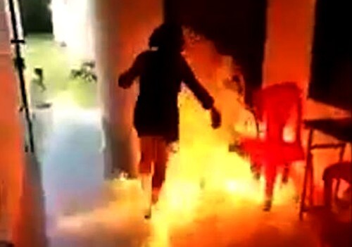 Vụ tẩm xăng đốt người tình ở Tuyên Quang: Nghi phạm mua 200.000 đồng tiền xăng