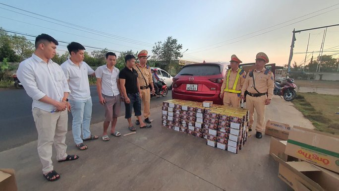 Vụ CSGT phát hiện vụ vận chuyển pháo lậu lớn nhất Đắk Lắk: Bùi Văn Thế khai gì?