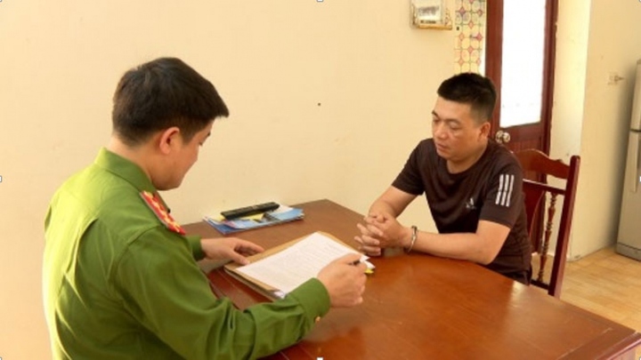 Vụ 4 đôi nam nữ mua bán dâm trong quán cà phê ở Hưng Yên: 3 người bị khởi tố là ai?