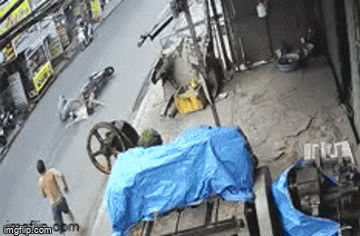 Chân dung tên trộm điện thoại, kéo lê bé gái 15m trên đường ở TP.HCM