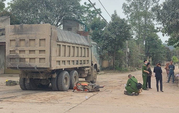 Va chạm với xe 