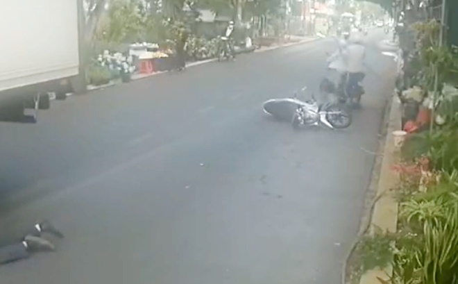 Tai nạn giao thông ở Sóc Trăng, Phó phòng Kinh tế - Hạ tầng huyện tử vong dưới gầm xe tải