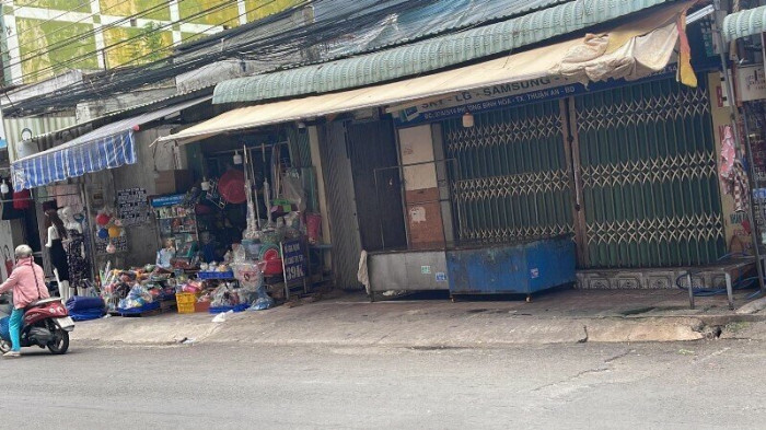 Đâm chết bạn nhậu rồi thản nhiên lái xe máy rời khỏi hiện trường