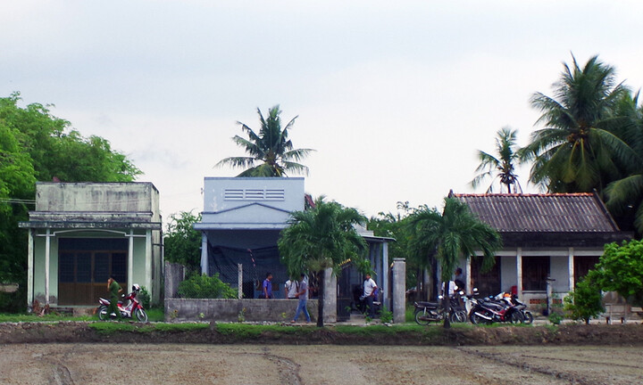 Người đàn ông 57 tuổi nhẫn tâm chích điện vợ hờ vì không được ngủ chung