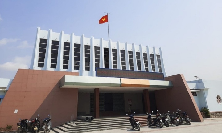 Giám đốc Trung tâm VH-TT huyện ở Bình Định đột tử khi đang phát biểu