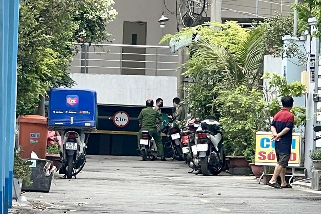 Phát hiện 2 vợ chồng già tử vong bất thường trong nhà trọ ở Thủ Đức