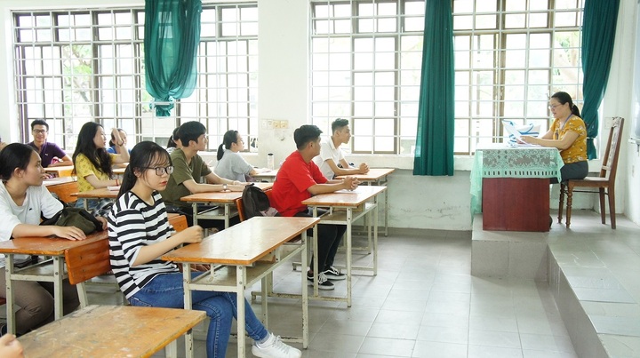 Kỳ thi tốt nghiệp THPT 2023: Chiều nay (27/6), hơn 1 triệu thí sinh đi làm thủ tục thi