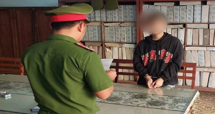 Bắt đối tượng 19 tuổi ở Quãng Ngãi vô cớ hành hung người khác