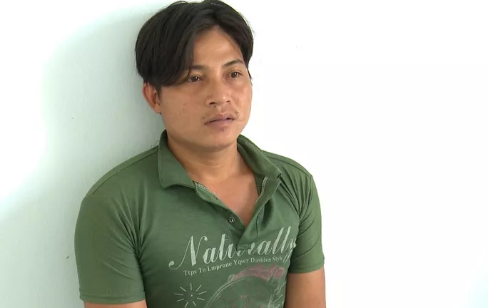 Trên đường đi đổi vé số trúng giải để mua bia, gã trai cướp iPhone X của thiếu nữ