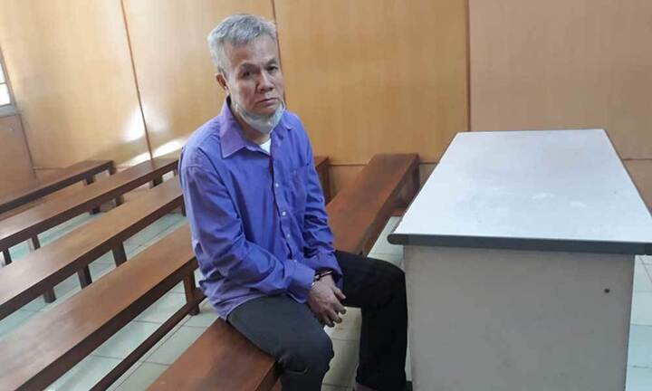 Sát hại người đàn ông cởi trần trong phòng trọ vợ 