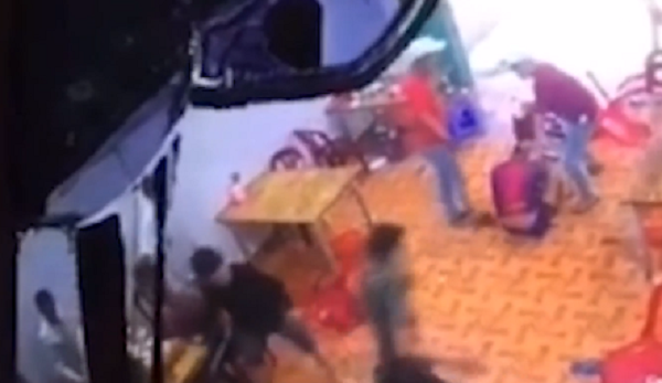 Vụ thanh niên bị đánh hội đồng dã man tại quán nhậu: Camera ghi hình ảnh gì?