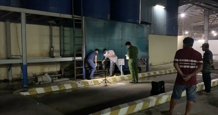 Án mạng trong công ty chế biến bột cá: Thủ kho sát hại nữ tạp vụ, đâm quản lý công ty