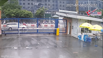 Vụ nam sinh Hà Nội bật khóc nức nở ở điểm thi vì đi muộn: Có cơ hội thi tốt nghiệp đợt 2