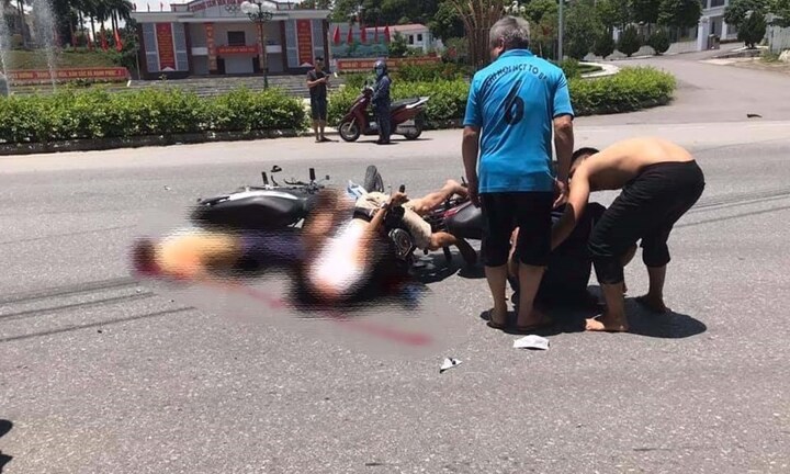 Tin tức tai nạn giao thông ngày 30/7: Xe máy đấu đầu kinh hoàng trên quốc lộ, 1 người chết