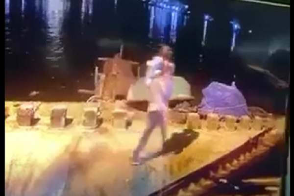 Vụ cha ném con gái 5 tuổi xuống sông: Giám đốc Công an Quảng Nam nói gì?